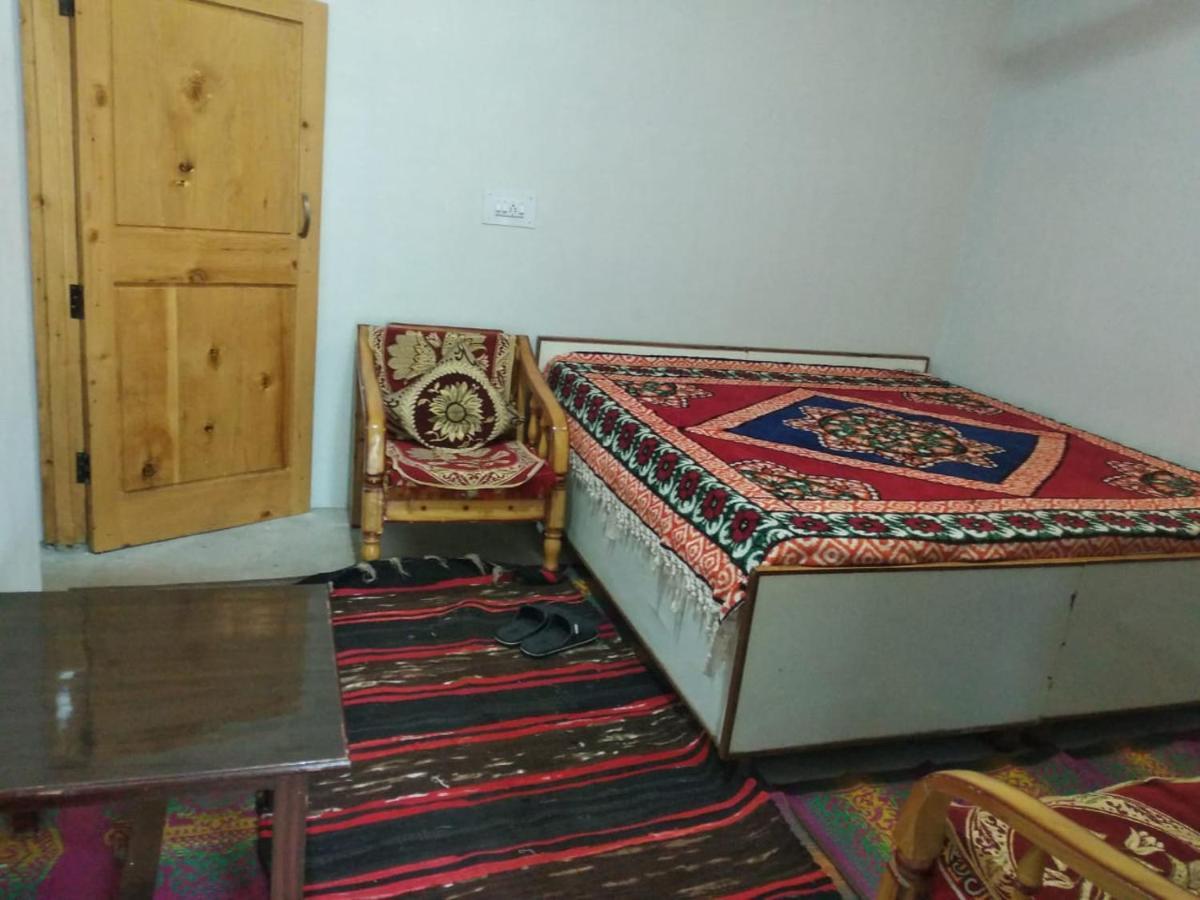 Tirthan Hilltop Home Stay Banjar Ngoại thất bức ảnh